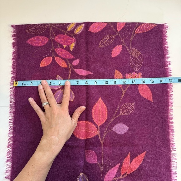 Emanuel Ungaro Purple Floral Silk Wool Mohair Blend Scarf - Picture 9 of 9